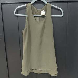 Blu Pepper Back Button Tank Top